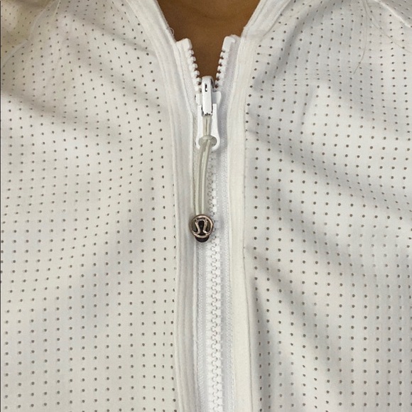 Lululemon jacket - Picture 2 of 3